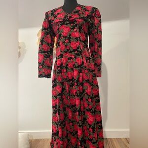 Vintage Black Dress with a red roses Floral print